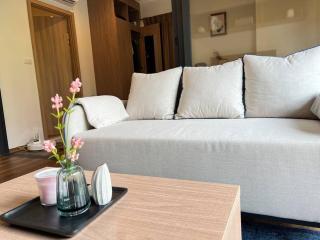 Hua Hin 1 Bedroom pool view near beach, cicada - 4