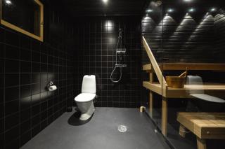 Black Work Levi Aihki - 3