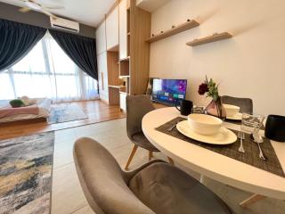 FREE PARKING # 2 Bed Family BellSuite - Sepang KLIA Kota Warisan - 6
