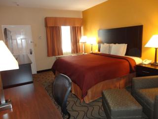 Best Western Lake Conroe Inn - Montgomery - 1
