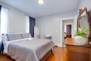 Boston Three Bedroom Apartment - Boston - 8