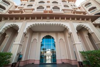 1-bedroom apartment with pool - 2