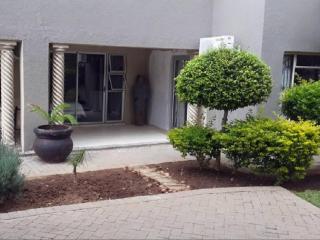 Toro Guest House - 9