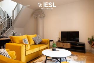 Dashing 2 Bedroom Duplex Apartment, Free Parking - Shrewsbury - 5