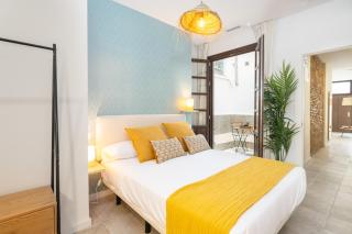 Apartamentos Luna Suites Palacio Dorita - Granada - 7