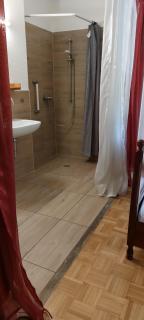 EG-Zimmer mit Bad und Terrasse - Kassel - 6