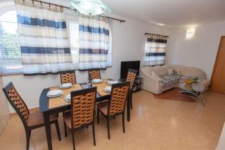 Apartments Loncar - Jadranovo - 2