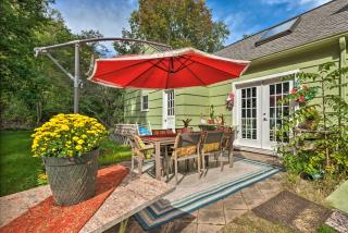 Pittsford Trolley Home - Near Erie Canal! - Pittsford - 3