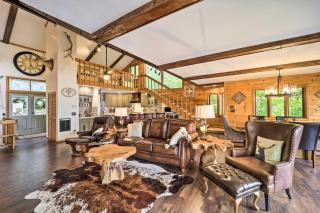 Near Hiking Trails Beech Mountain Home with Deck! - Beech Mountain - 9