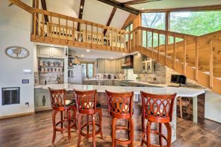 Near Hiking Trails Beech Mountain Home with Deck! - Beech Mountain - 5