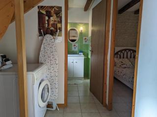 Gîte familial avec piscine, jardin clos, équipements bébé, animaux acceptés, Chadurie - FR-1-653-61 - Chadurie - 2