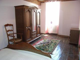 Gîte charentais rénové, vue vignobles, proche Angoulême - FR-1-653-90 - 8