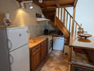 Gîte de charme avec jardin, proche d'Aubeterre-sur-Dronne, pour 6 pers., cheminée, WIFI, équipements bébé - FR-1-653-116 - Bellon - 7