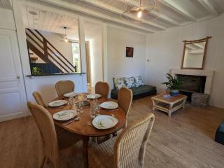 Gîte familial avec piscine chauffée, jardin privé et équipements bébé en Charente - FR-1-653-182 - Montmoreau - 9