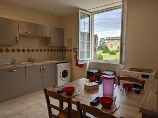 Gîte charmant au cœur d'un château historique avec parc, proche de Cognac, idéal famille et nature - FR-1-653-167 - 7