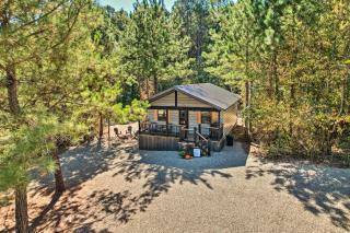 A Little Bit of Simple Cabin with Pond Access - Broken Bow - 8