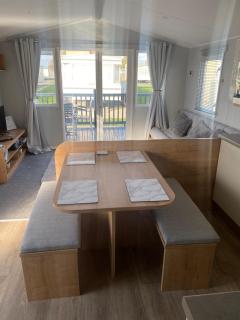 Modern 3 bedroom caravan near the beach - Walton-on-the-Naze - 6
