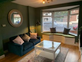 The Perfect Place - Belfast BT9 - Belfast - 8