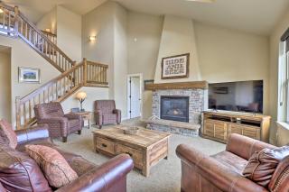 Granby Home with Hot Tub and Ski, Golf and Pool Access - Granby - 5