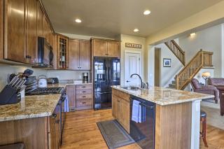 Granby Home with Hot Tub and Ski, Golf and Pool Access - 1