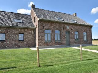 Holiday Home with pond in Poperinge - Beveren - 0