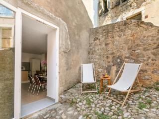 Holiday home in Cathar village of Montouliers - Montouliers - 1