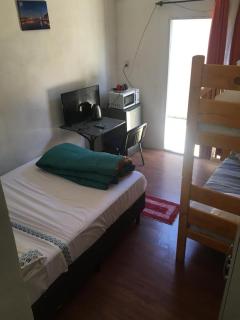 N1-3 Apto Céntrico Pequeño Habitación C/ Aire Acondicionado P/4 Personas Baño Privado - Artigas - 2