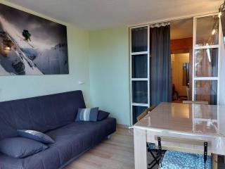 Studio rénové, skis aux pieds, proche commerces - FR-1-411-852 - Bourg-Saint-Maurice - 1
