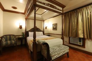 Camelot Hotel - Manila - 9