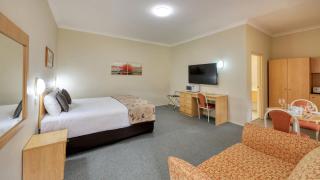 Country Gardens Motor Inn - Cowra - 5