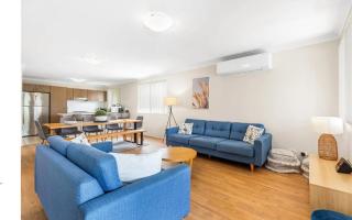 Hunter Home with POOL / CINEMA ROOM / PING PONG - Cessnock - 3