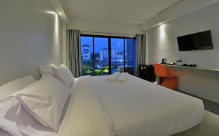 Riverside Hotel - 5