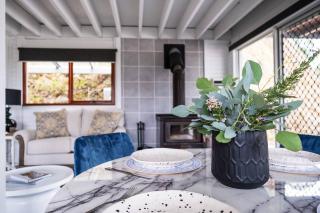 'Bear Cottage' an Eco Escape in the Hills of Riverlea - Mudgee - 2