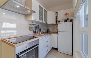 Lovely Apartment In Blato With Kitchen - Blato - 8