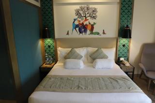 THE CRUZE PREMIUM BOUTIQUE HOTEL - 9