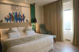 THE CRUZE PREMIUM BOUTIQUE HOTEL - 2