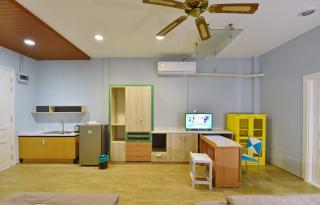 97 Merryland Apartments & Hotel - Ban Bang Samak - 1