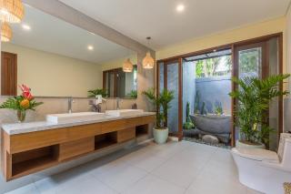 Ajiorqo Villa - Seminyak - 1