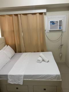 Horizons101 Bennodette Place 2BR unit - Città di Cebu - 4