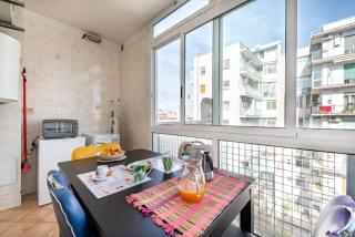 Central & Comfy Apartment with veranda - Bari - 8