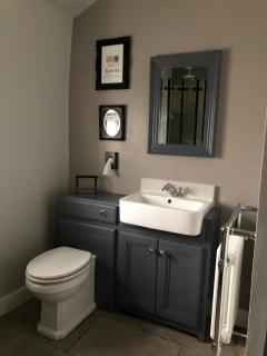 Mistletoe Cottage - 2