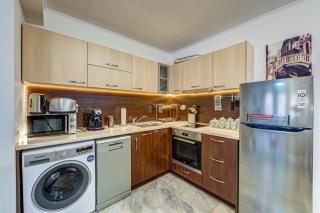 Bright and Spacious 2-BDR Apartment with Balcony by Flat Mаnager - Pamporovo - 2