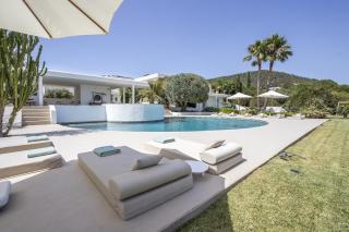Staggering Ibiza Villa Can Felipe 6 Bedrooms Private Gym & Children's - 3