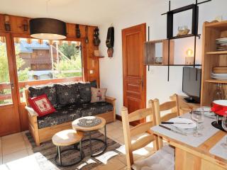 Appartement T3 rénové, lumineux, balcon et parking au centre du village de Samoëns - FR-1-624-73 - Samoëns - 0