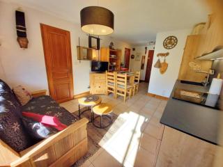 Appartement T3 rénové, lumineux, balcon et parking au centre du village de Samoëns - FR-1-624-73 - Samoëns - 8