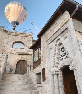 Castle Cave Hotel - 1