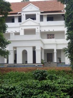 Orange Valley Plantation Holiday Coorg - Virajpet - 9
