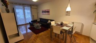 Flexible SelfCheckIns 35 - Zagreb - Garage - Loggia - New - Zagreb - 2