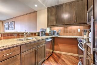 Mountain Views and Pool Access Cle Elum Condo! - Cle Elum - 2