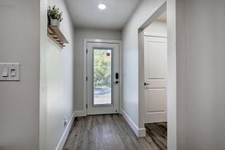 Boho-Chic Folsom Retreat Walkable Location! - Folsom - 7